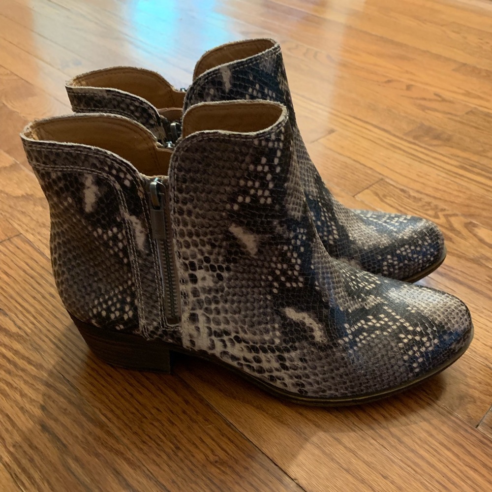 Lucky Brand ankle booties